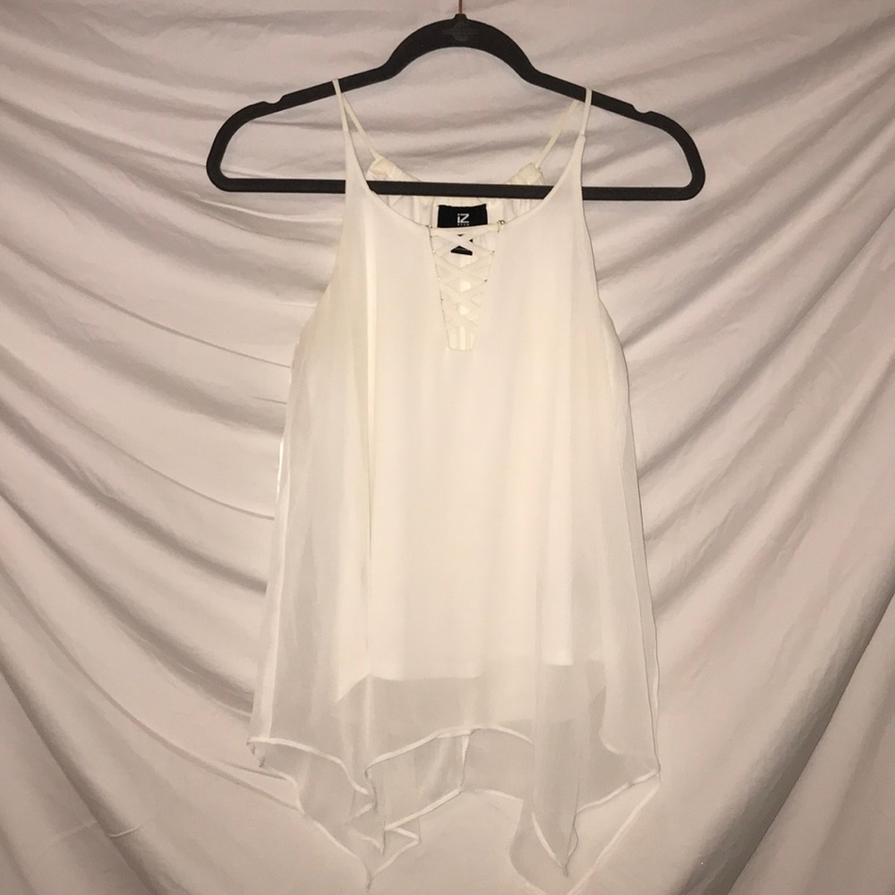 IZ Byer Flowy White Halter
